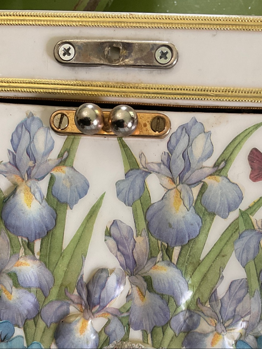 Floral hard case box Lucite w/ mirror inside - Picture 7 of 7